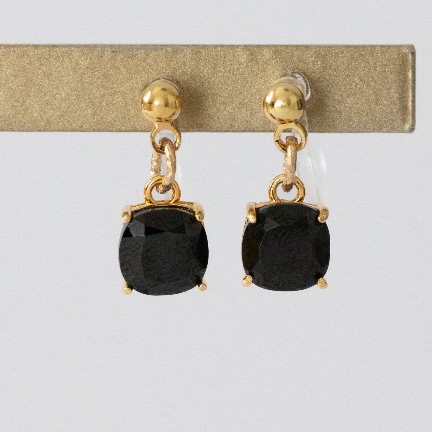 【ピアス/イヤリング】宝石質AAAブラックスピネル スクエアピアス