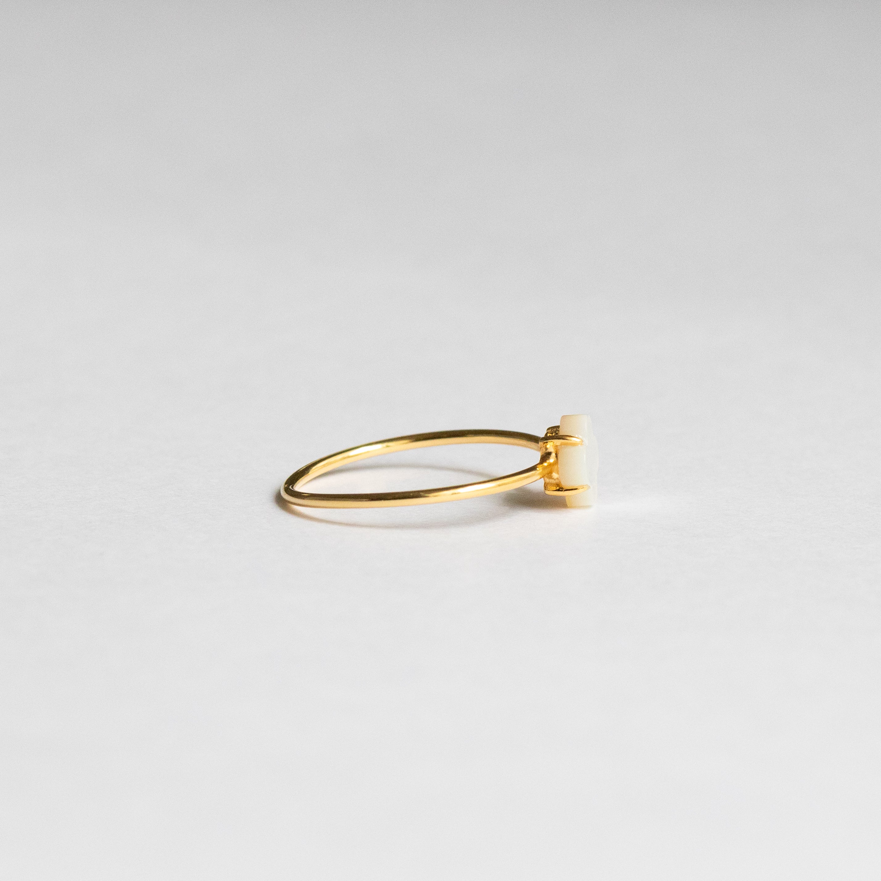 天然】ホワイトシェル フラワーリング（Silver925 18kgp） – Stream