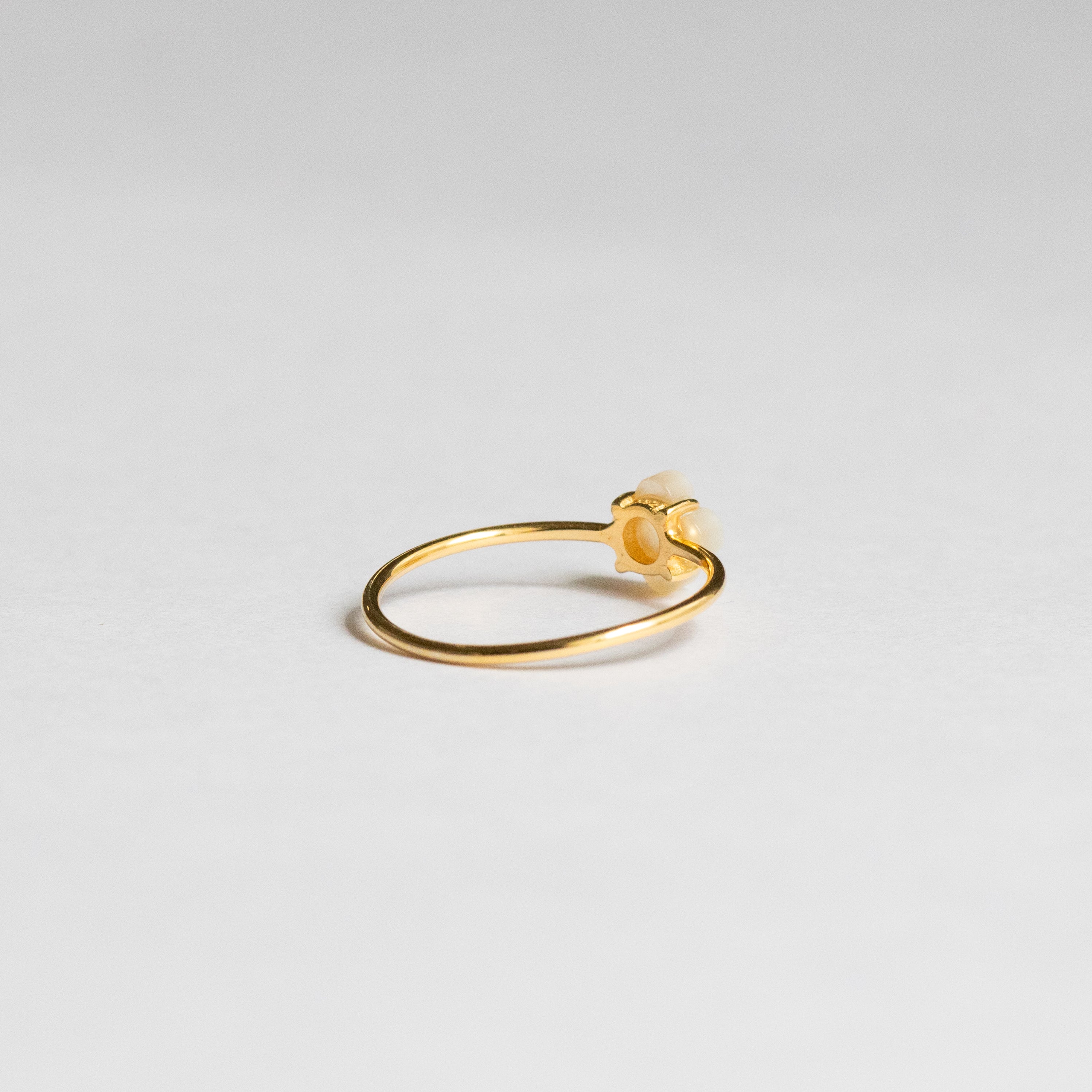 K14シェル？フラワーリング Amazon | シェルフラワー リング ホワイトパール フリーサイズ