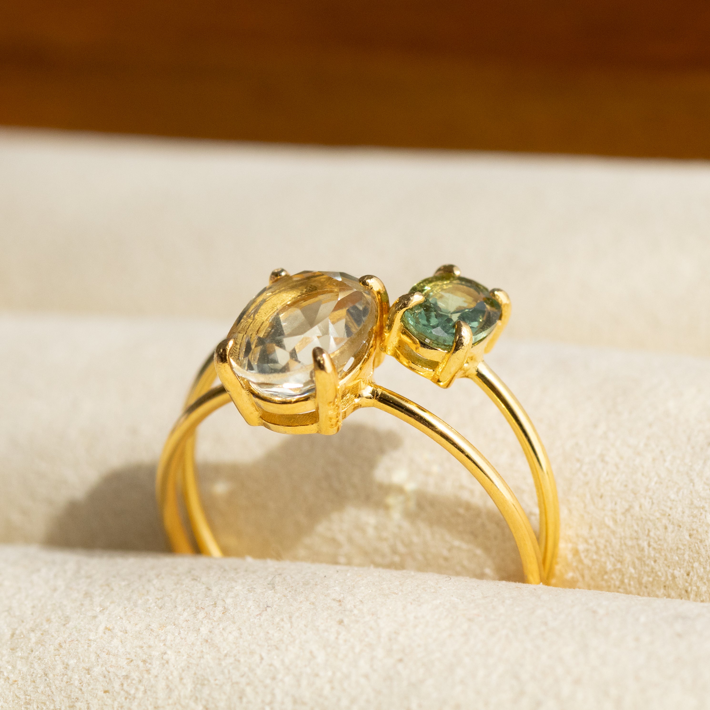 淡彩グリーン】宝石質AAAグリーンアメジスト オーバルリング