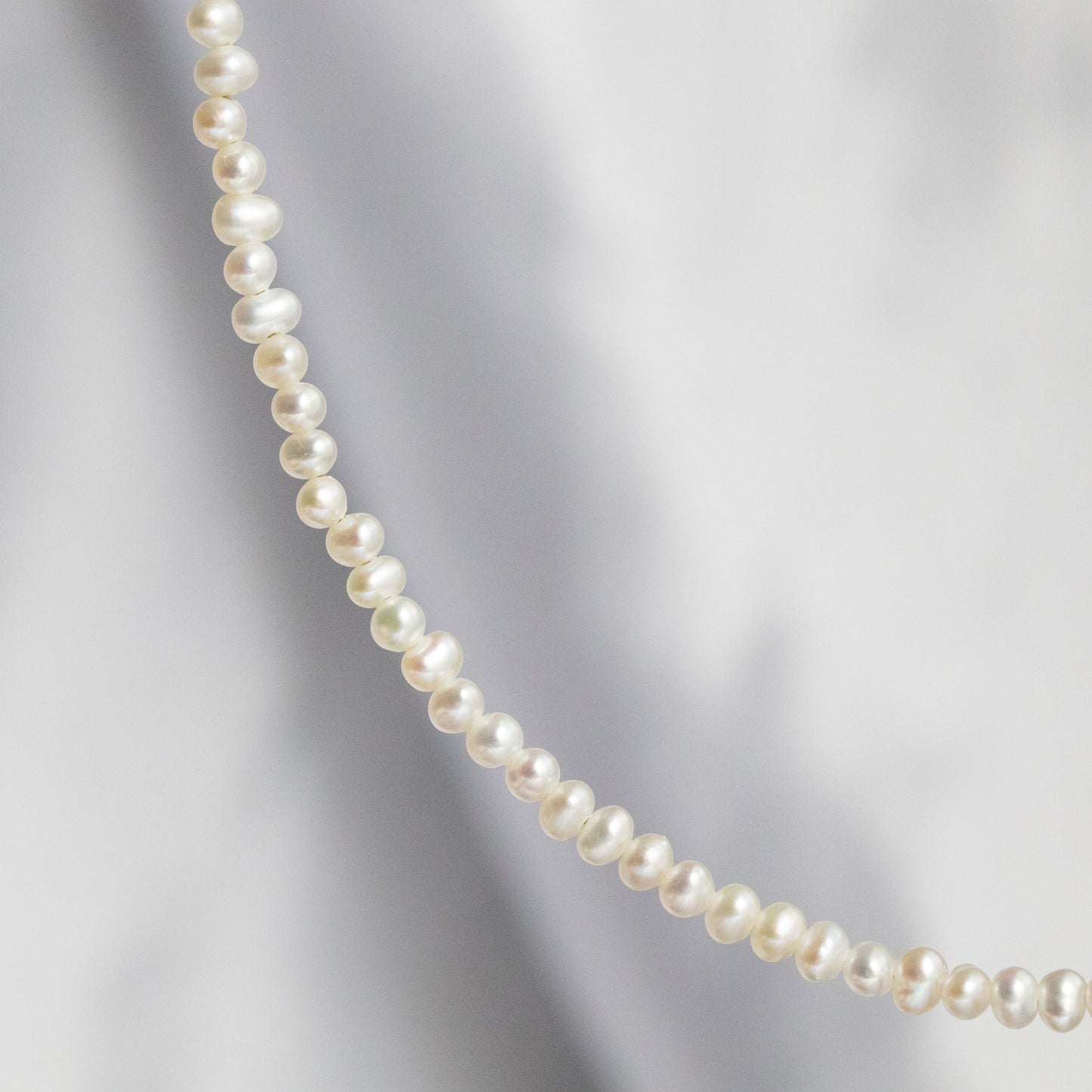 【上品ホワイト】淡水パール マンテルショートネックレス（Silver925 18kgp）