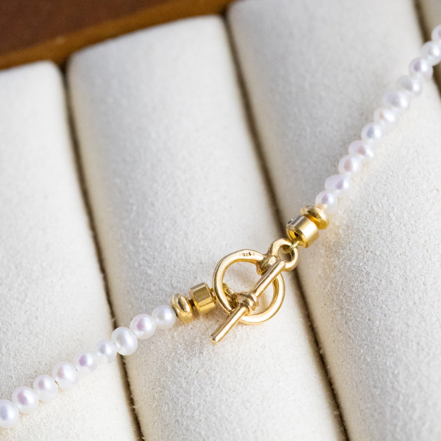 【上品ホワイト】淡水パール マンテルショートネックレス（Silver925 18kgp）