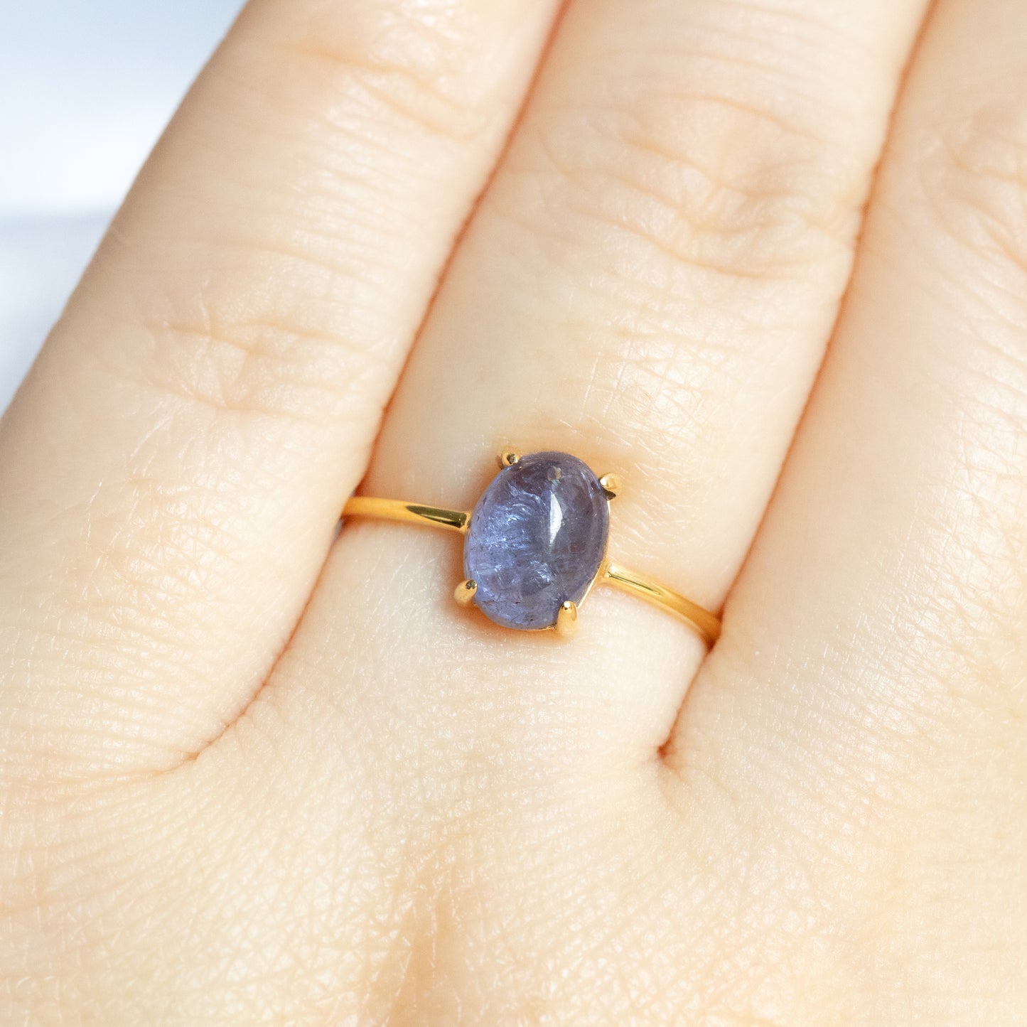 【クラシカル】宝石質タンザナイト オーバルリング（Silver925 18kgp）