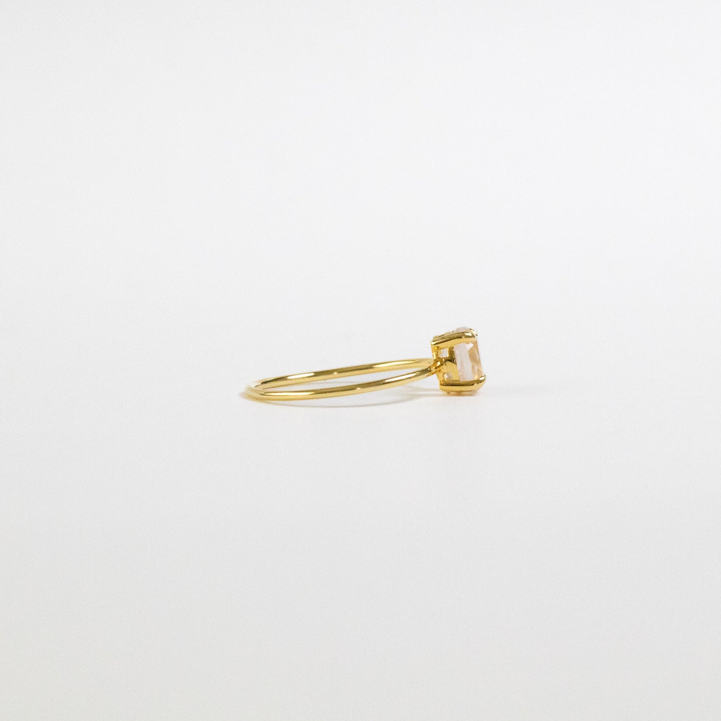 【愛の石】宝石質AAAローズクォーツ ラウンドリング（Silver925 18kgp）