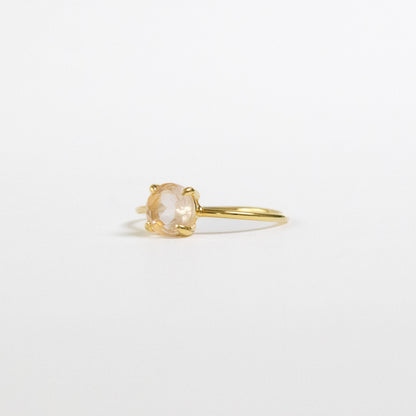 【愛の石】宝石質AAAローズクォーツ ラウンドリング（Silver925 18kgp）