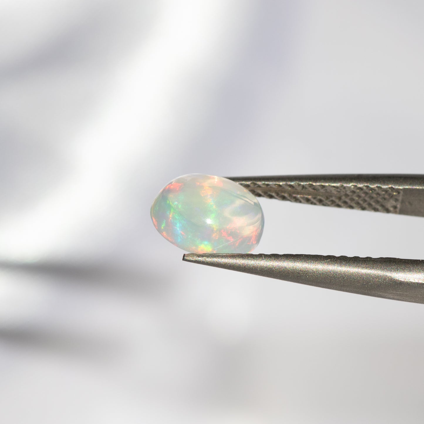 【14kgfチェーン】宝石質エチオピアンウォーターオパール オーバルブレスレット