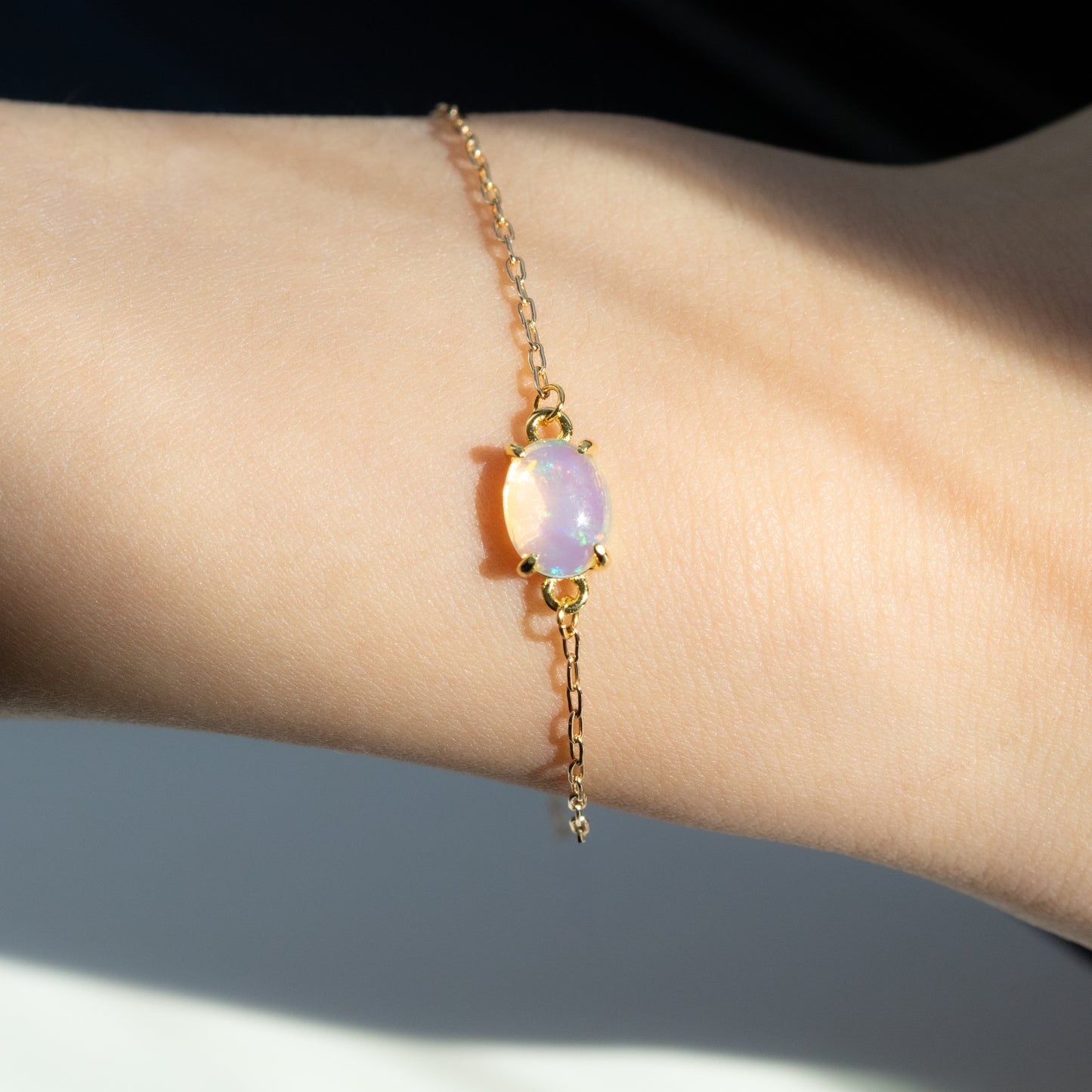 【14kgfチェーン】宝石質エチオピアンウォーターオパール オーバルブレスレット
