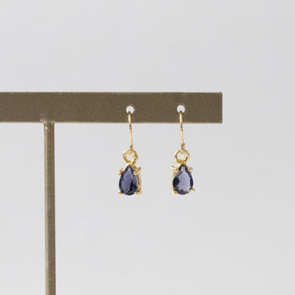 【ピアス／イヤリング】宝石質AAAアイオライト ペアシェイプピアス