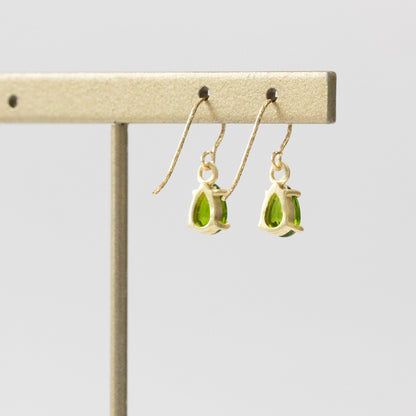 【ピアス／イヤリング】宝石質AAAクロムダイオプサイド ペアシェイプピアス