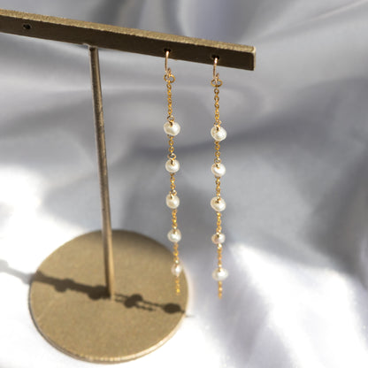 【ピアス／イヤリング】淡水パール ステーションピアス