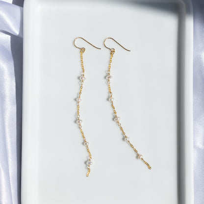 【ピアス／イヤリング】淡水パール ステーションピアス
