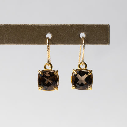 【ピアス／イヤリング】宝石質AAAスモーキークォーツ スクエアピアス