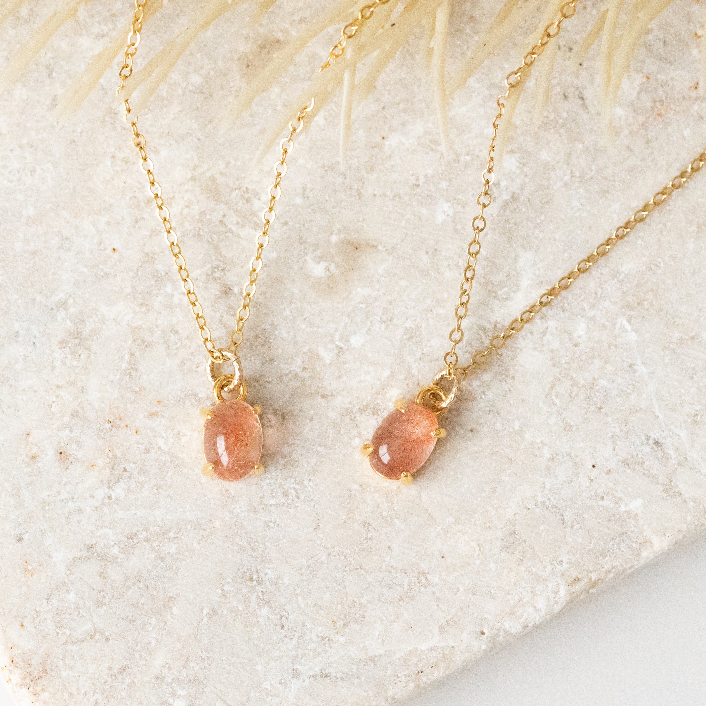 希少】天然ストロベリークォーツ オーバルネックレス（14kgfネックレス